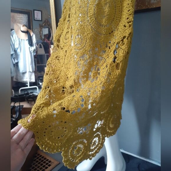 Zara Mustard Crochet Midi Dress - Picture 6 of 12